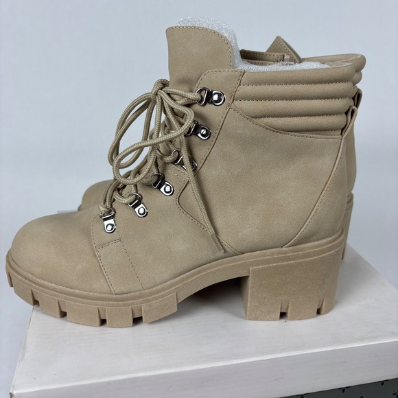 Sun Stone, Rutheep Faux Leather, Round Toe, Low Ankle Lug Bootie Women’s 10 - Picture 3 of 7